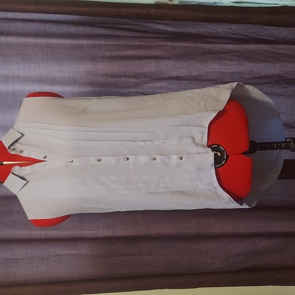 Forever 21 Womens Sleeveless Button Up Baby Blue Shirt with open back - Picture 1 of 6